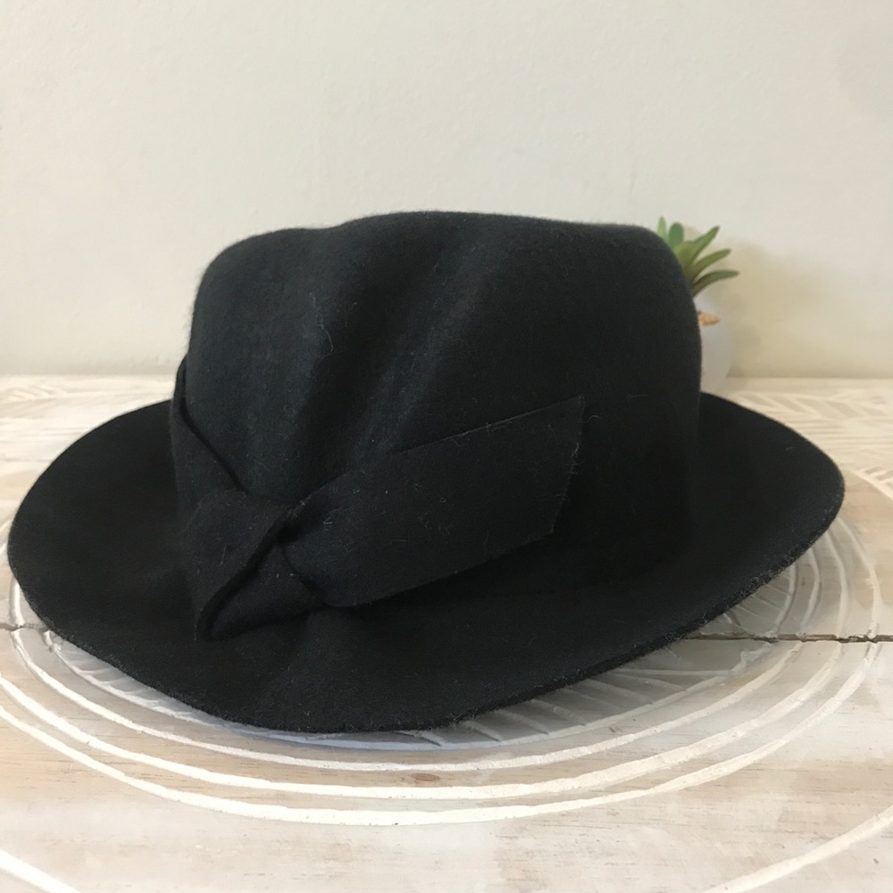 100% Wool Black Bow Ladies Hat